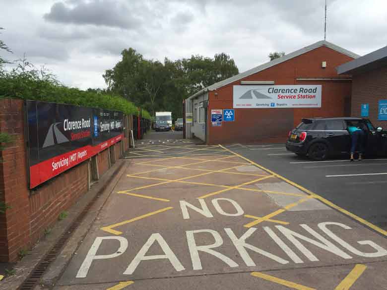 Sutton Coldfield MOT Test Centre > Car Servicing Sutton Coldfield